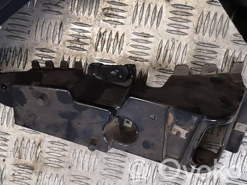BMW X3 E83 Rear bumper mounting bracket 