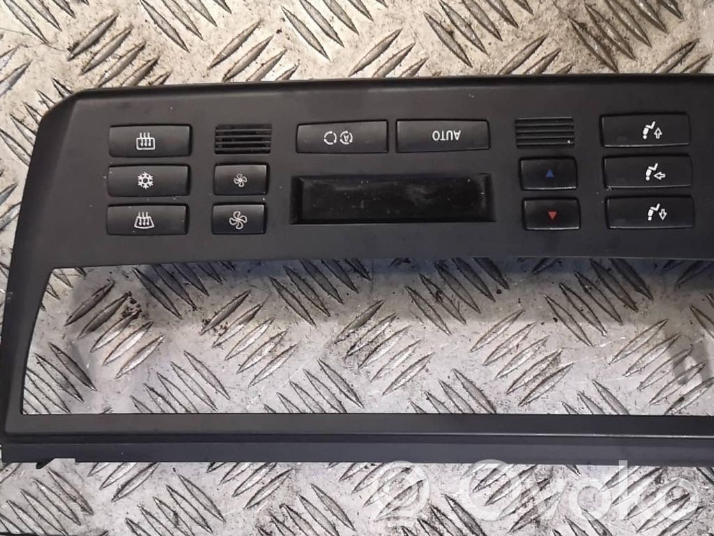 BMW X3 E83 Climate control unit 