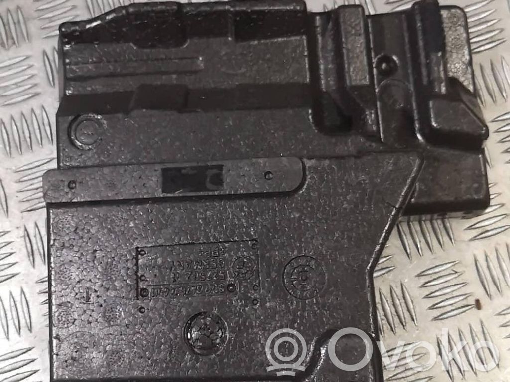 BMW X3 E83 Tool box 
