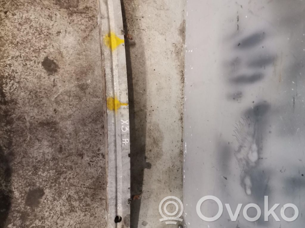 BMW X3 E83 Priekšpusē bampera sija / balka 