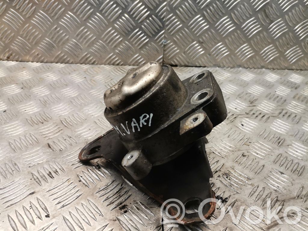 Ford Mondeo Mk III Engine mount bracket 