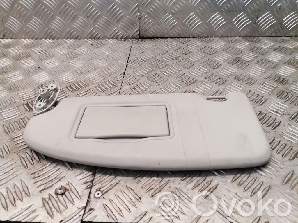Sun visor   4M51R04101