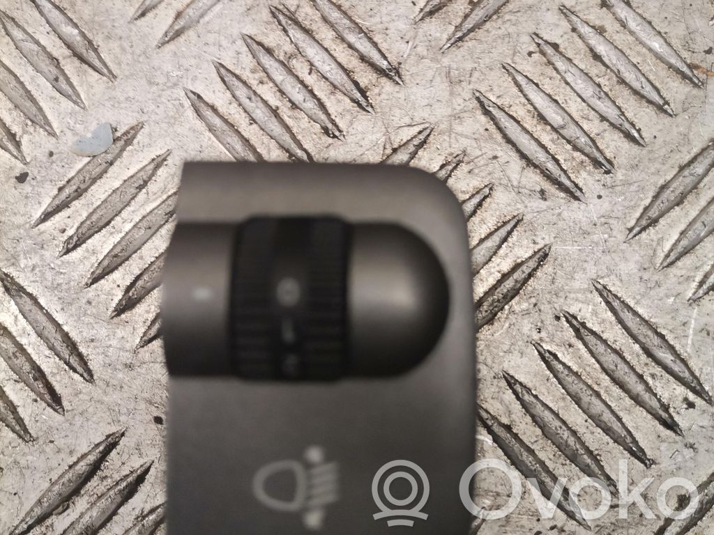 Hyundai Accent Light switch 