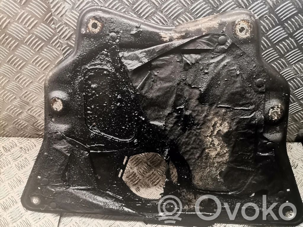 BMW X5 E70 Engine splash shield/under tray 