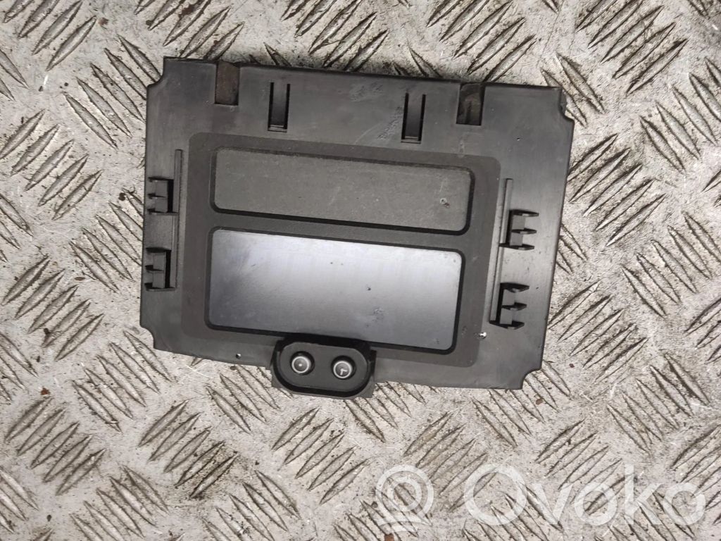 Screen/display/small screen   5WK70046