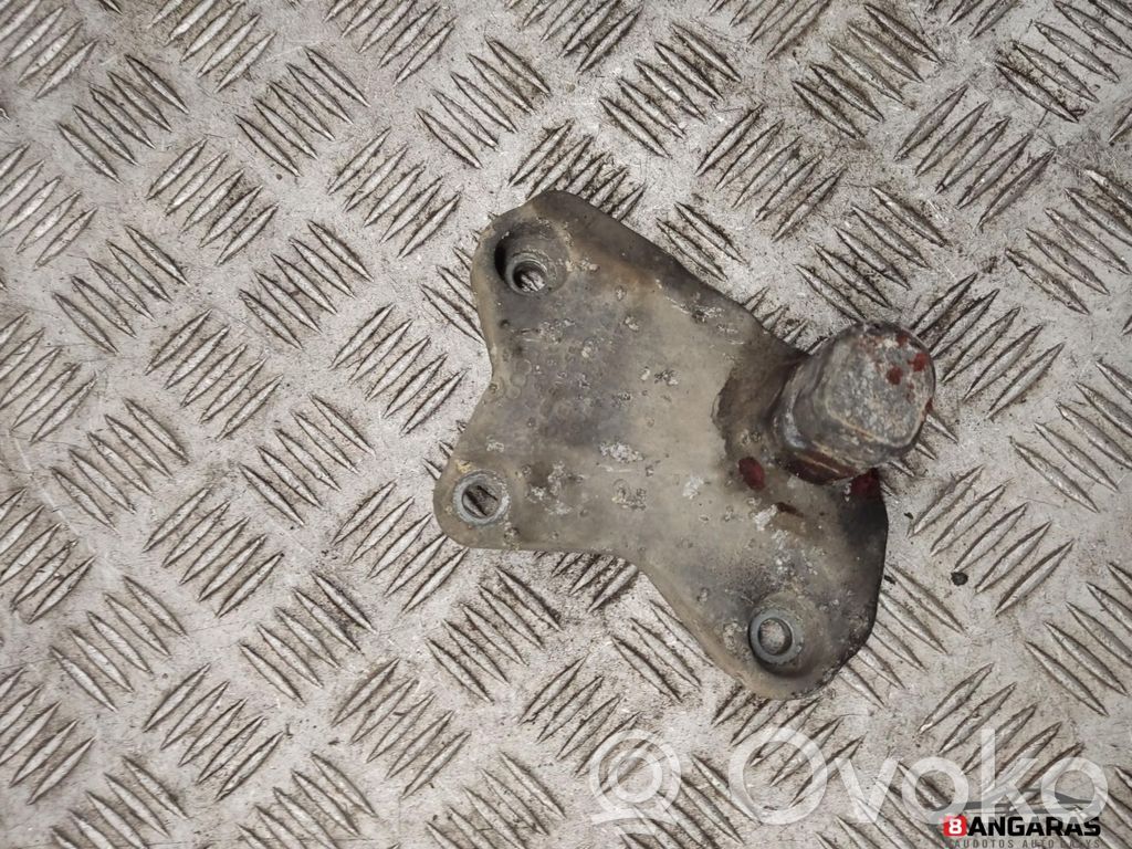Audi A8 S8 D3 4E Engine mounting bracket 