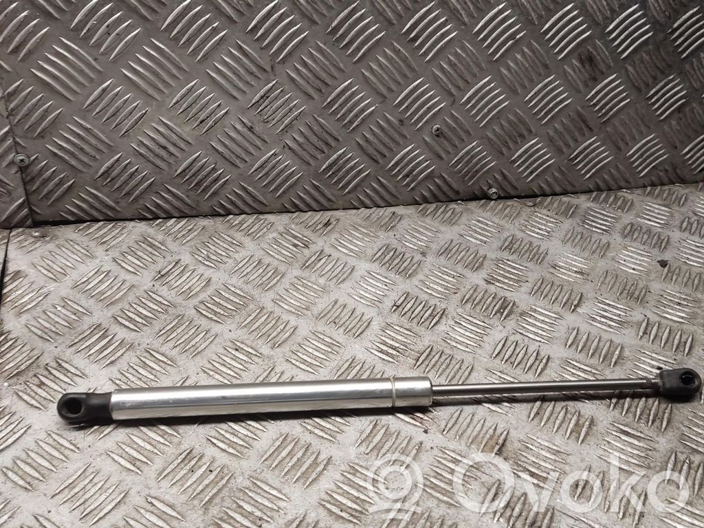 Audi A8 S8 D3 4E Tailgate/trunk strut/damper 