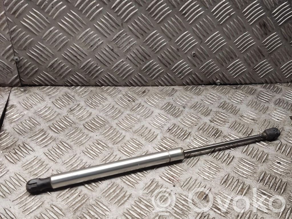 Audi A8 S8 D3 4E Tailgate/trunk strut/damper 