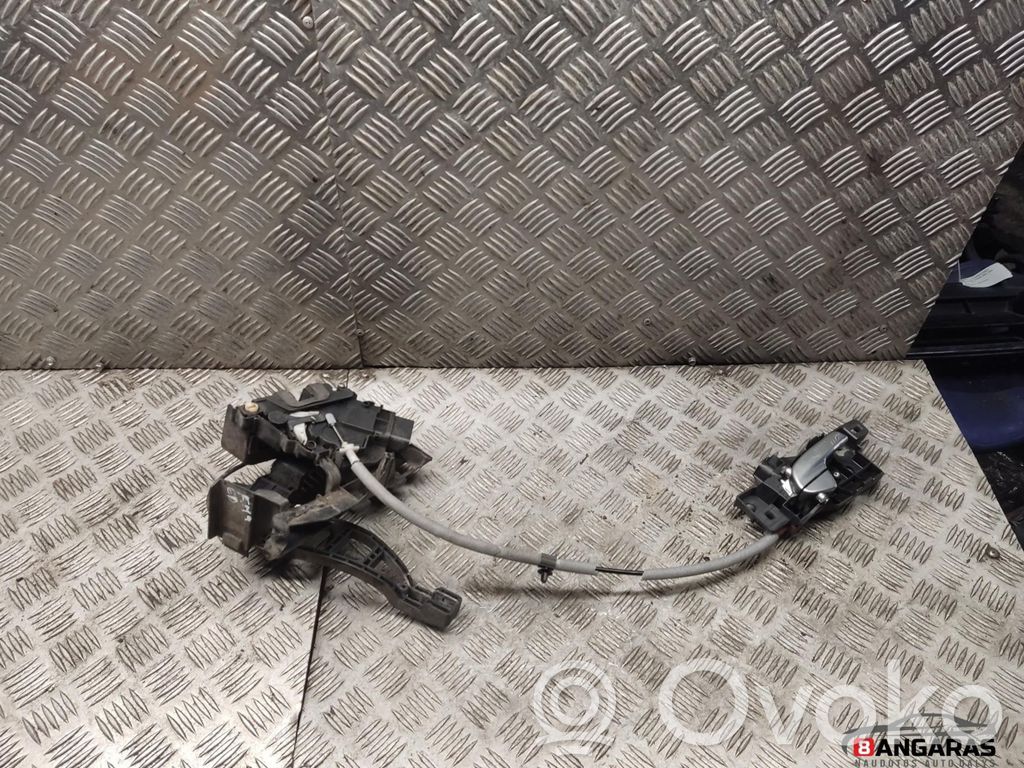 Ford Mondeo MK IV Aizmugurē slēdzene 