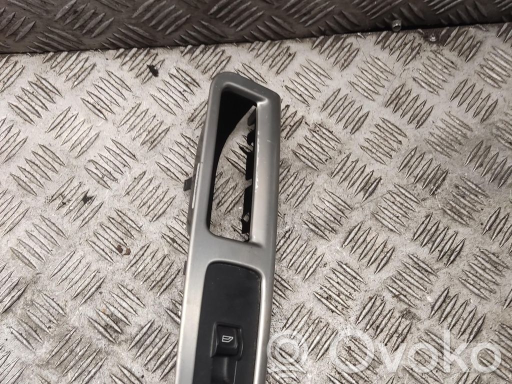 Volvo V50 Electric window control switch 