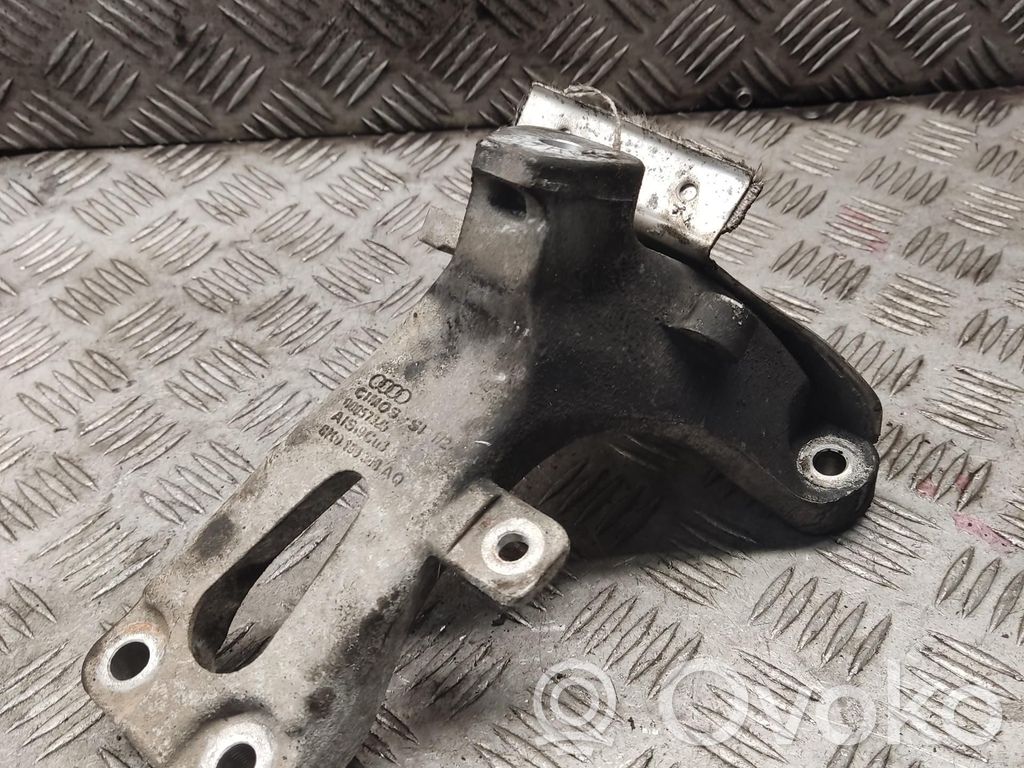 Audi A4 S4 B8 8K Engine mounting bracket 