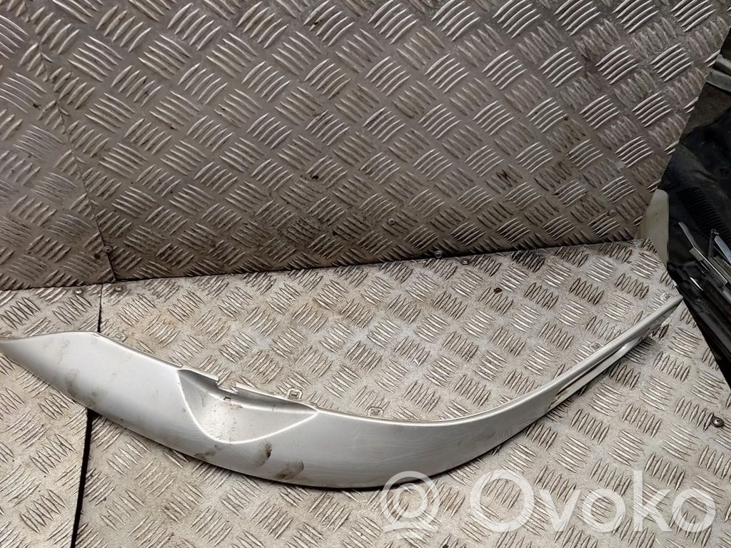 Front bumper splitter molding   08662988