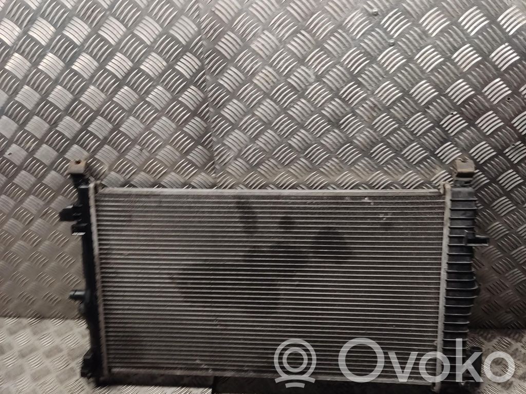 Opel Insignia A Jäähdyttimen lauhdutin 