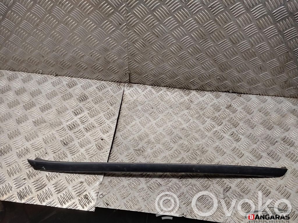 Volvo XC60 Windshield trim 