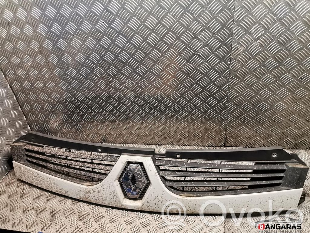 Renault Master II Priekšējais režģis 