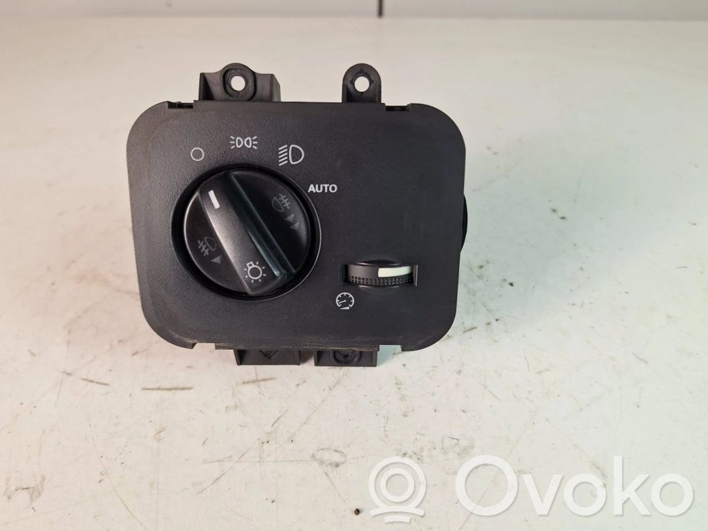 Lichtschalter   YUD501480PVJ,6H2211654CA8PVJ