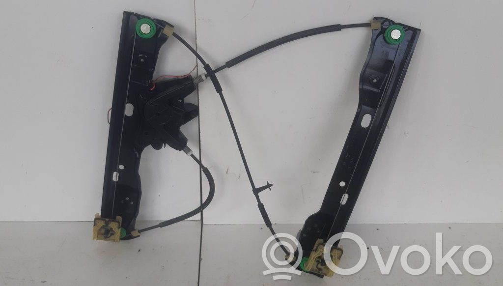 Ford Focus Regulador de puerta delantera con motor 