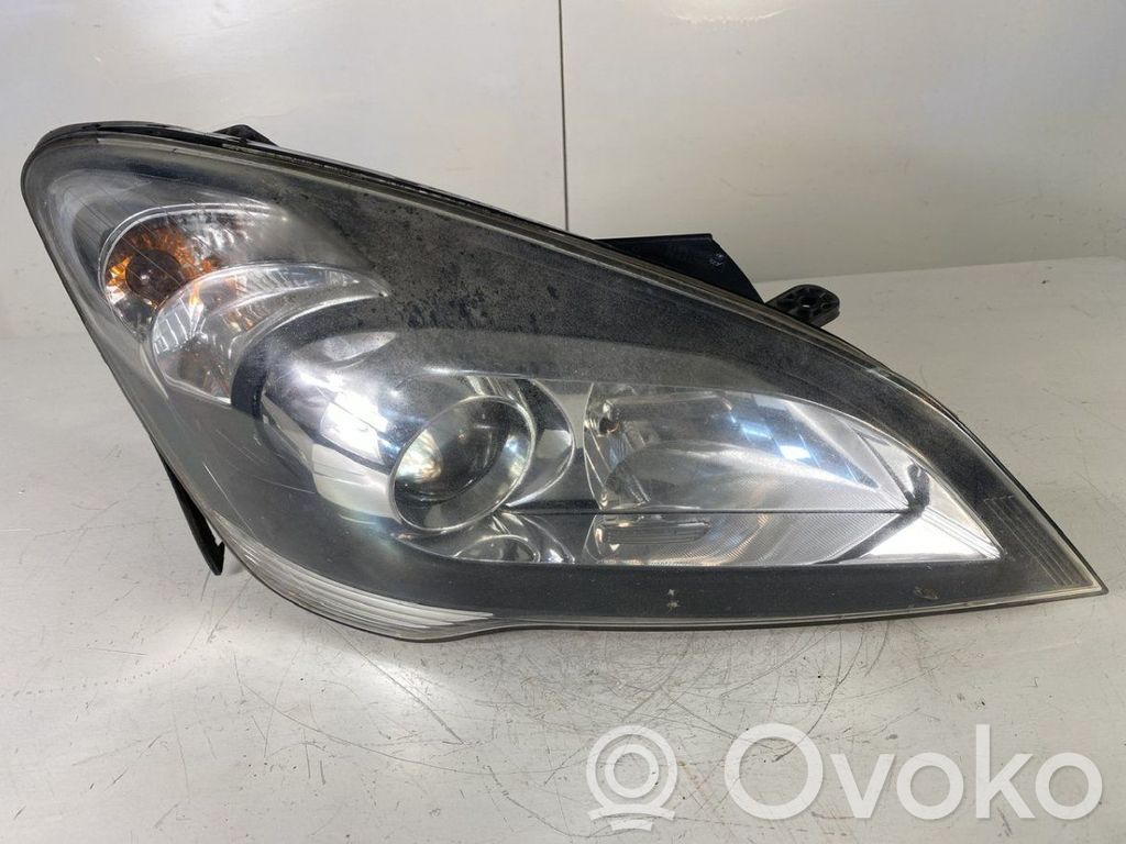 Priekšējais lukturis   921021H070