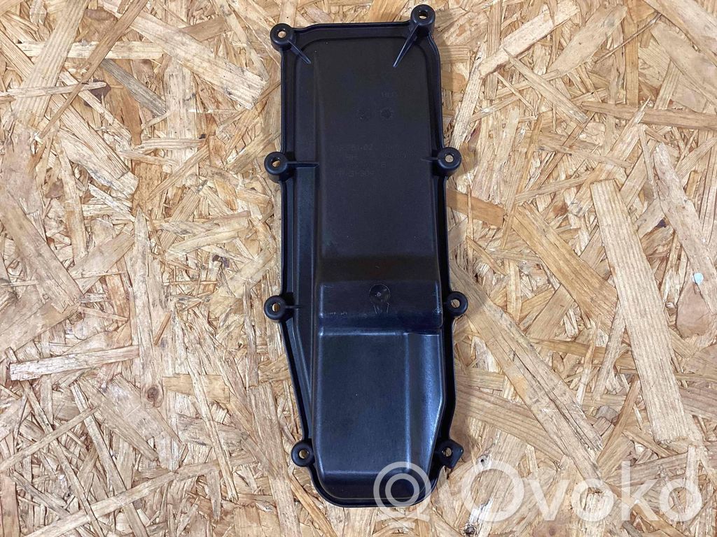 Porsche Cayenne (9Y0 9Y3) Osłona żarówki lampy przedniej 