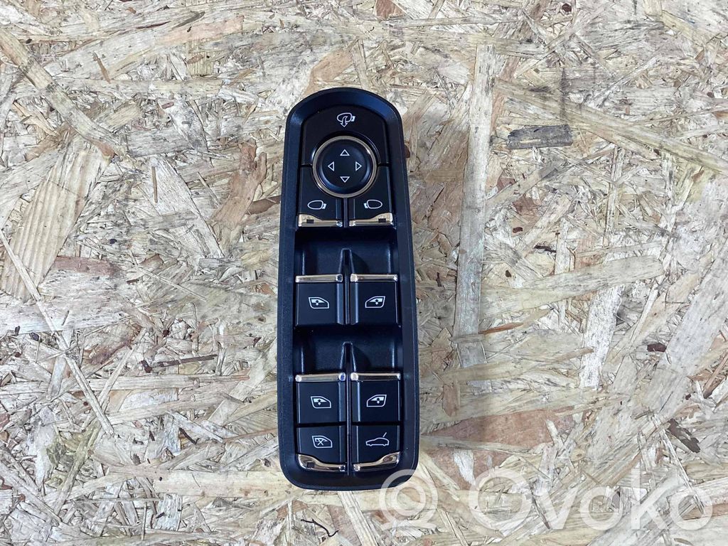Porsche Cayenne (9Y0 9Y3) Jednostka sterowania SAM 