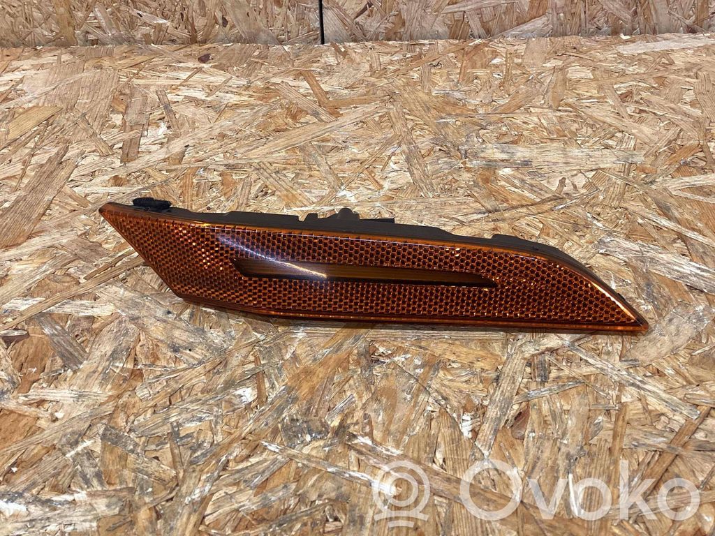 Porsche 911 992 Front indicator light 