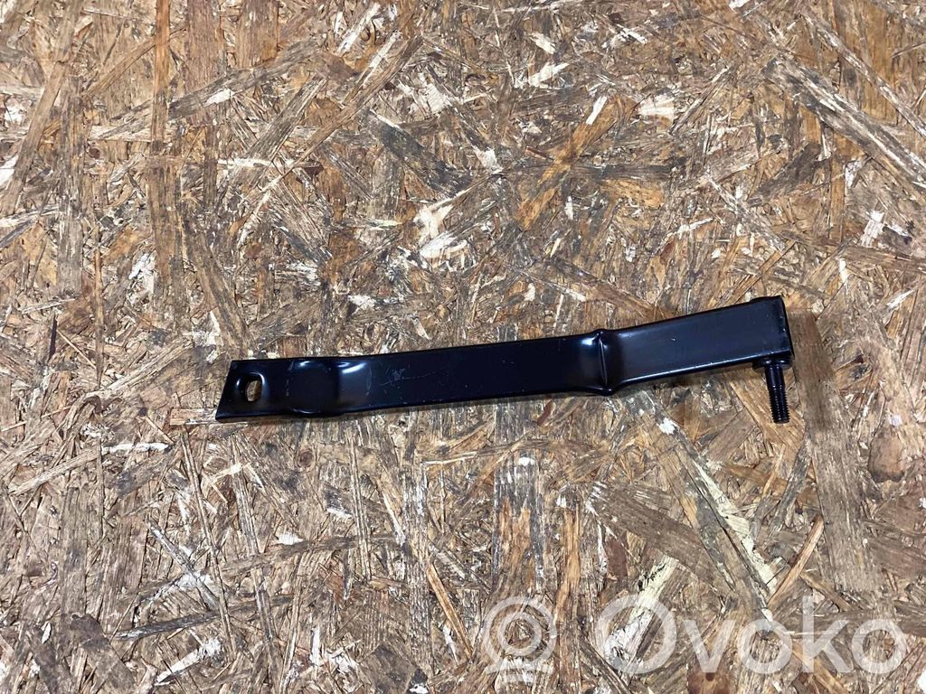 Porsche Macan (95B) Staffa del pannello di supporto del radiatore 