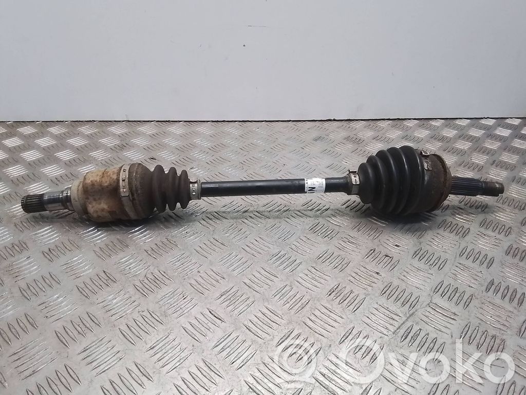Toyota Yaris Planetară față 