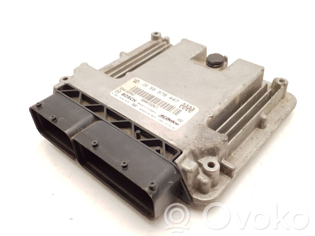Opel Zafira C Engine control unit/module 
