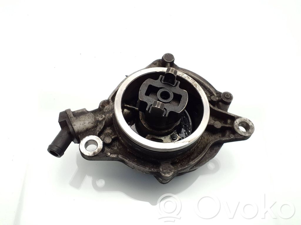 BMW 3 E90 E91 Vacuum pump 