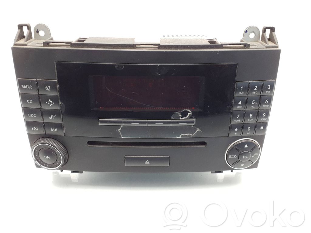Mercedes-Benz B W245 Panel / Radioodtwarzacz CD/DVD/GPS 