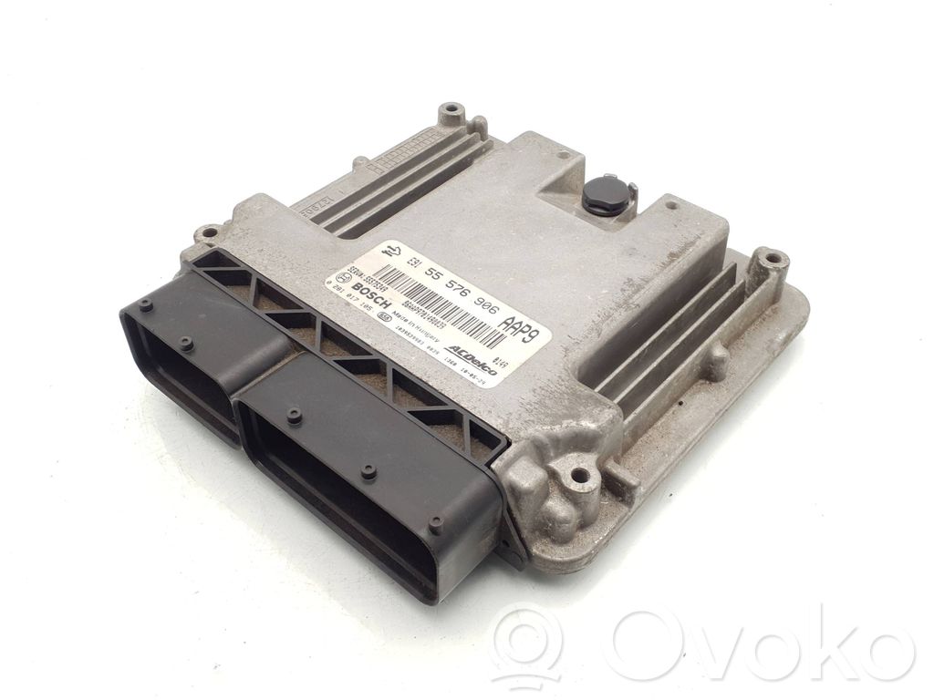 Opel Insignia A Engine control unit/module 