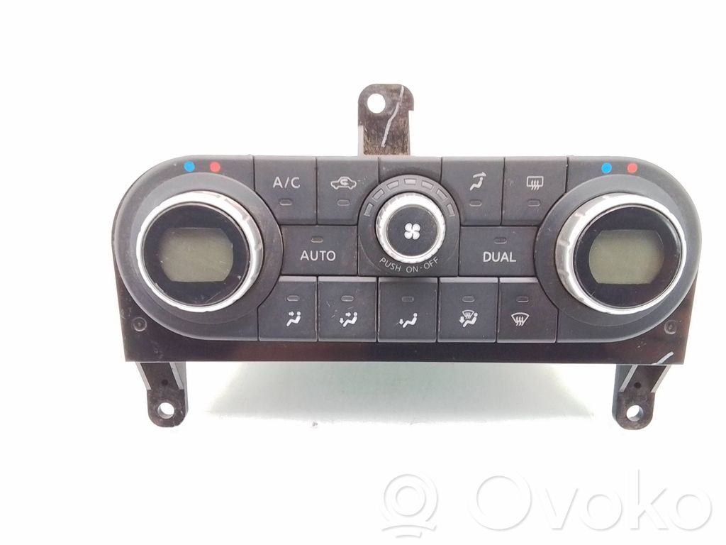 Nissan Qashqai Climate control unit 