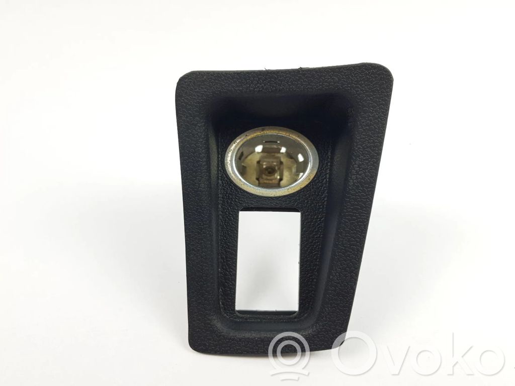 BMW 1 E81 E87 Garniture inférieure 