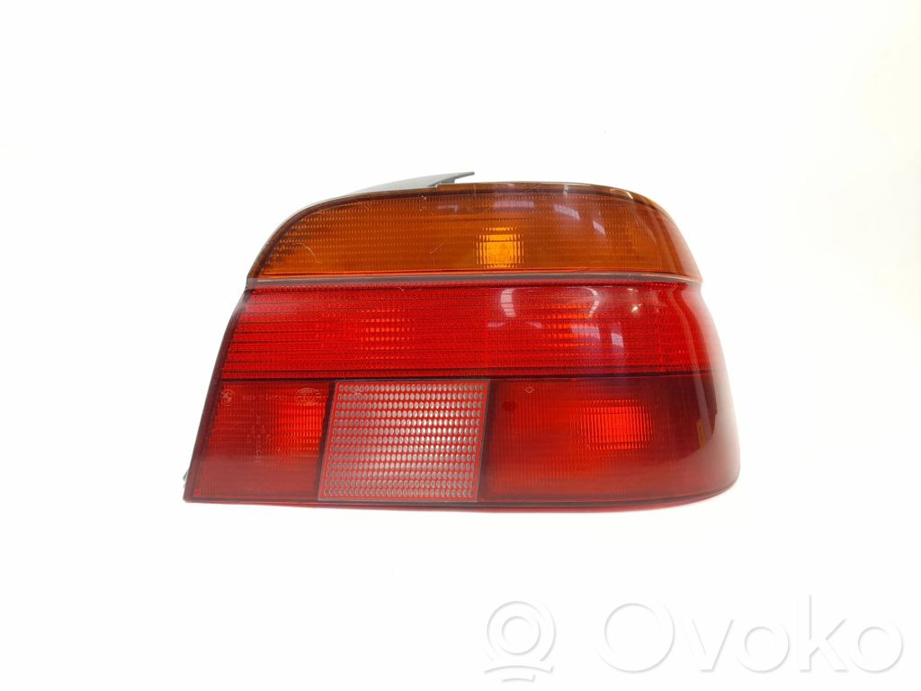 Rear/tail lights   8358032,00724002