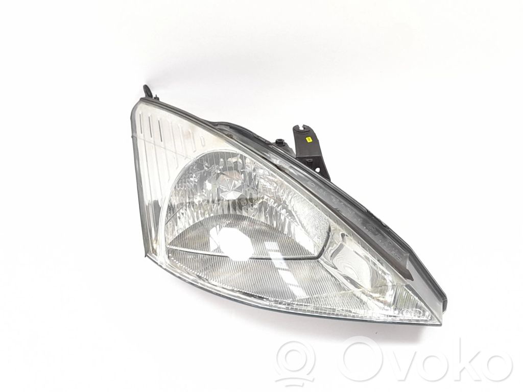 Ford Focus Headlight/headlamp 