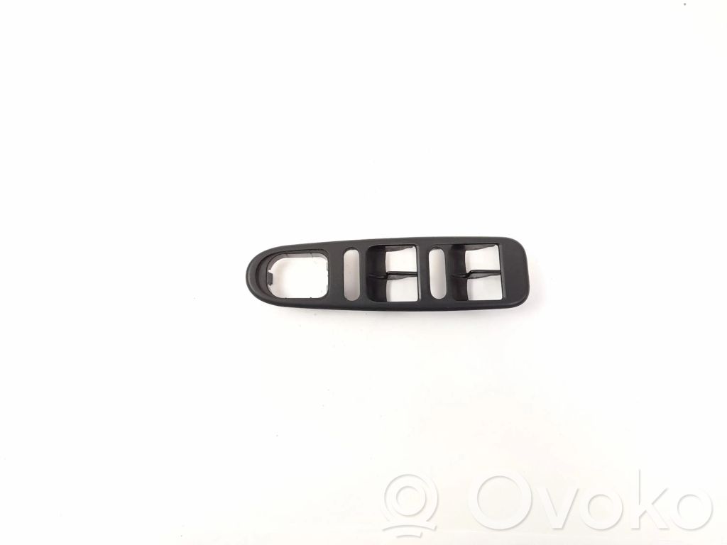 Seat Leon (1M) Bottom trim 