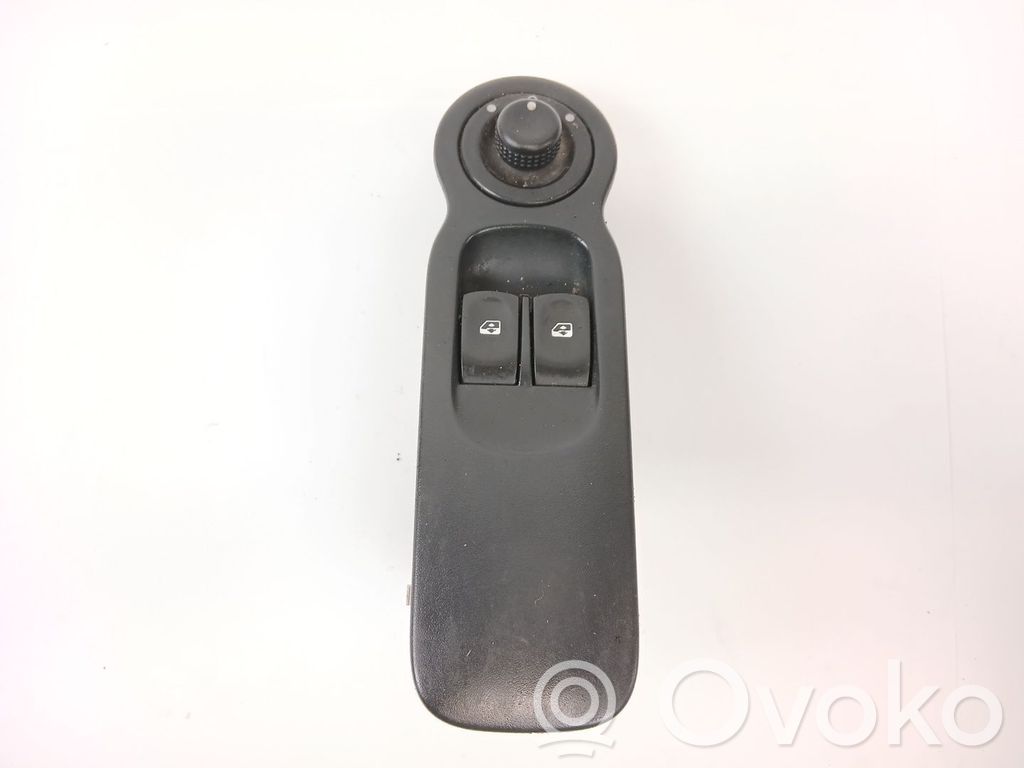 Renault Modus Electric window control switch 
