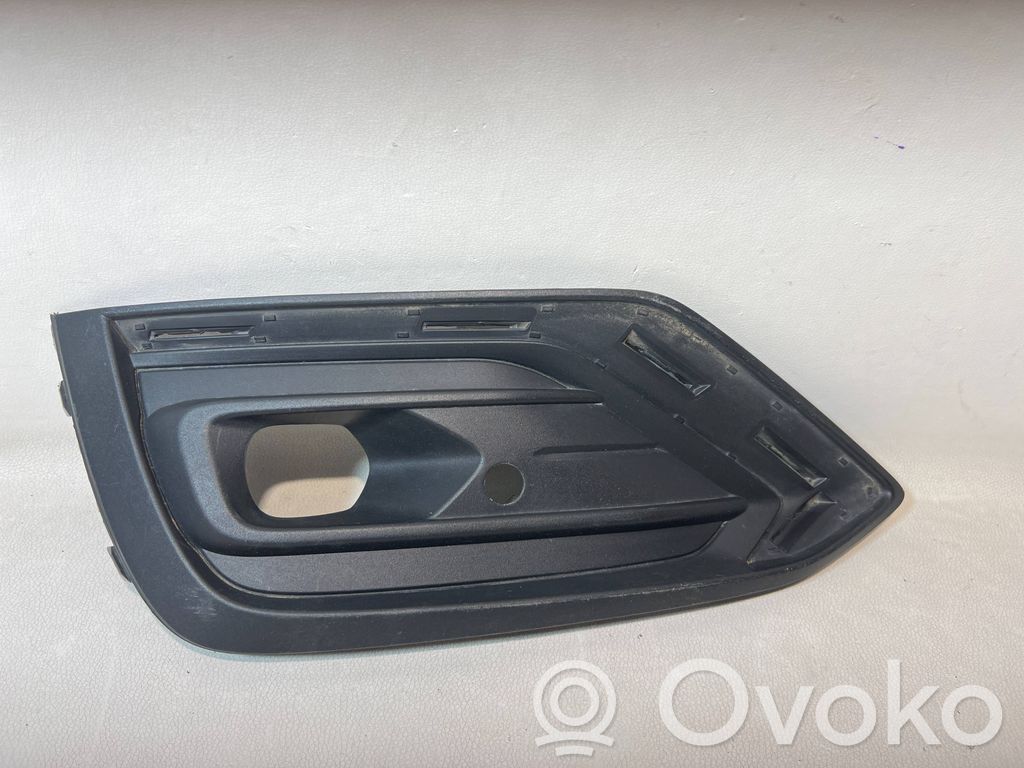 Volvo V60 Rejilla inferior del parachoques delantero 