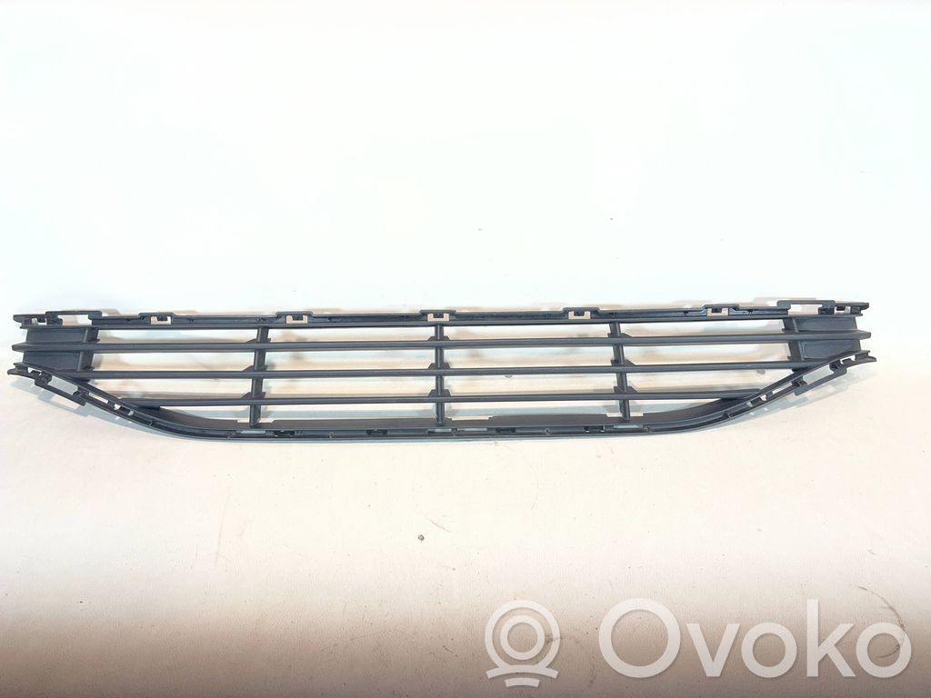 Volvo V40 Grilă inferioară bară față 