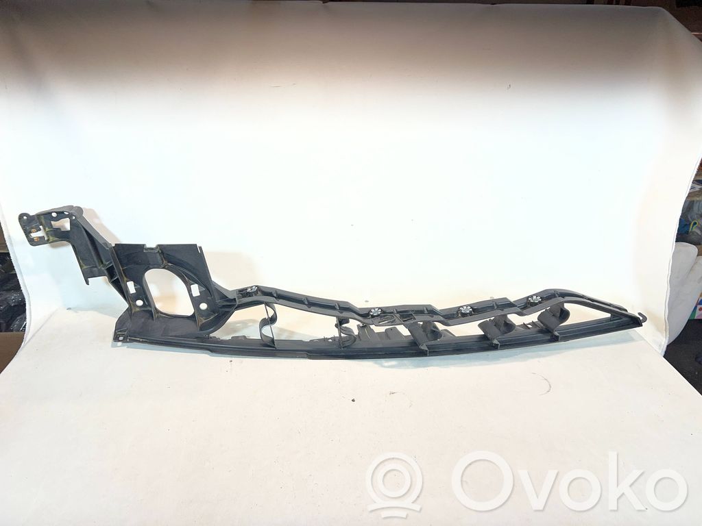 Fender mounting bracket   7157990