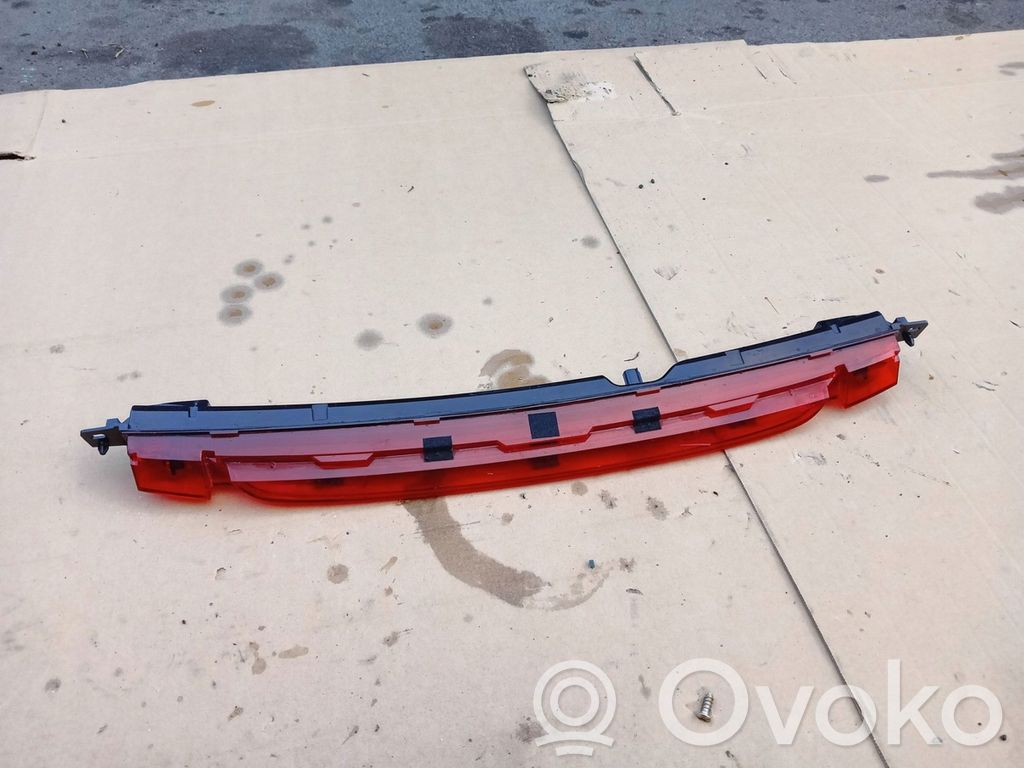 Mazda CX-30 Third/center stoplight 