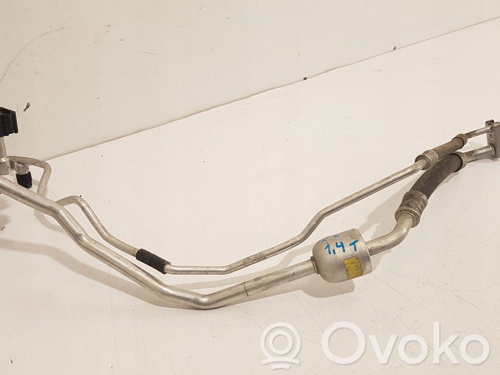 Opel Corsa E Air conditioning (A/C) pipe/hose 