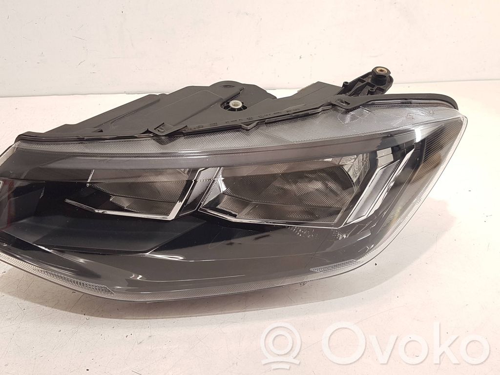 Volkswagen Caddy Headlight/headlamp 