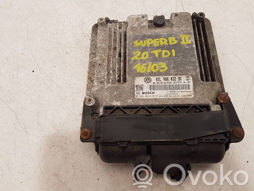 Skoda Superb B6 (3T) Engine control unit/module 