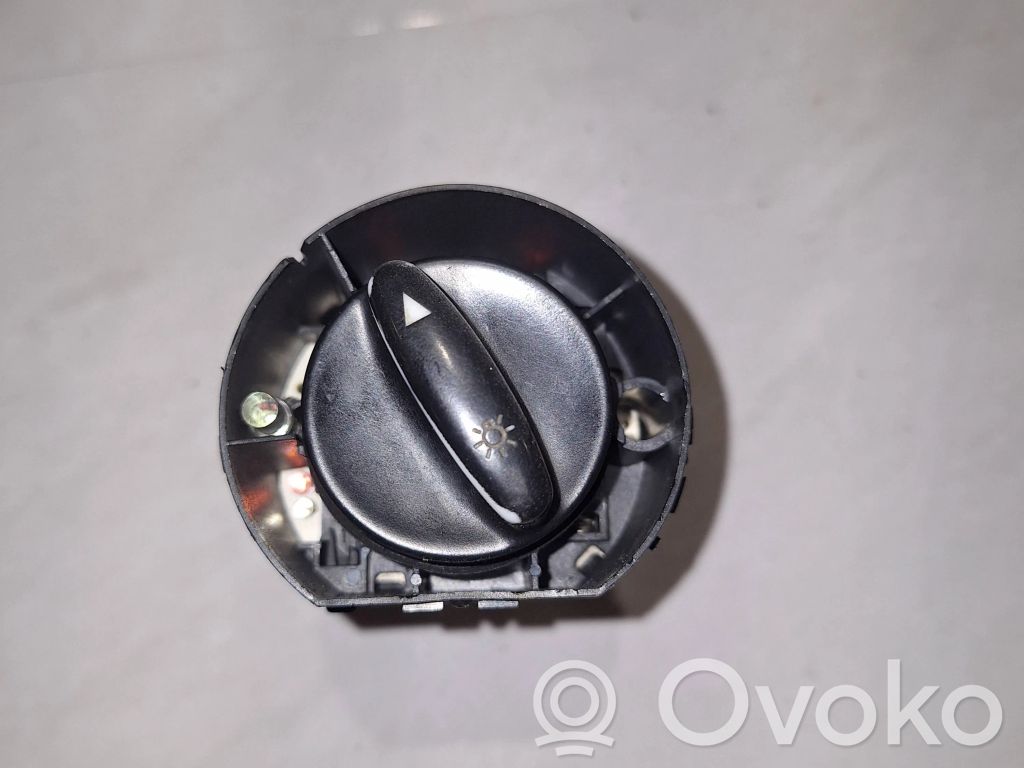 Audi A6 S6 C5 4B Light switch 