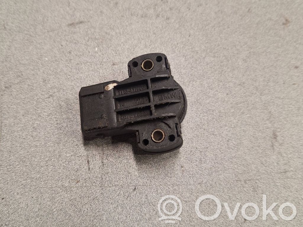 BMW 5 E39 Vārsta stāvokļa sensors 