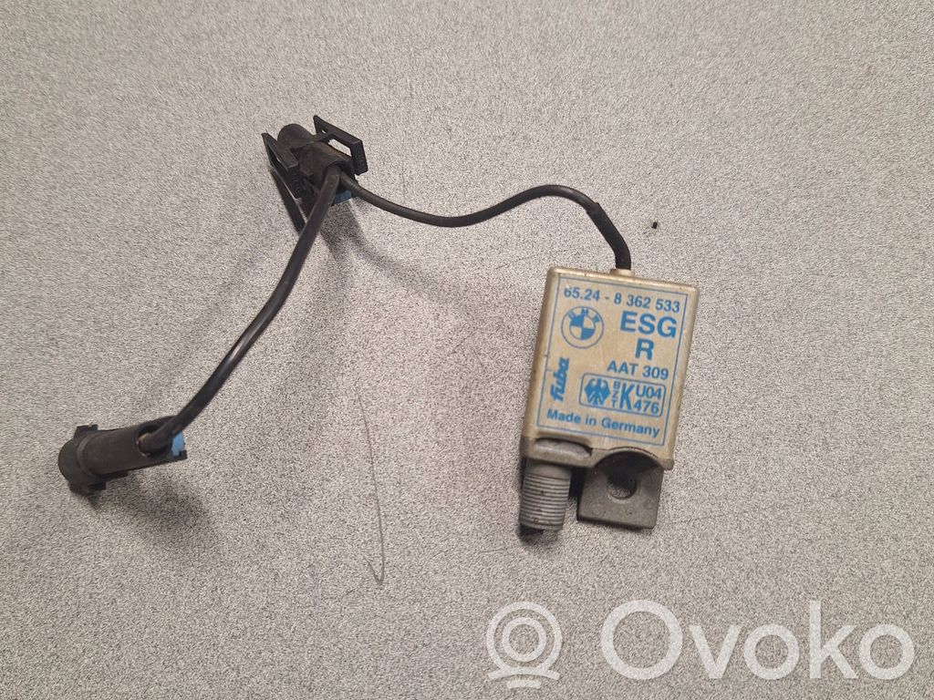BMW 5 E39 Antenos stiprintuvas 