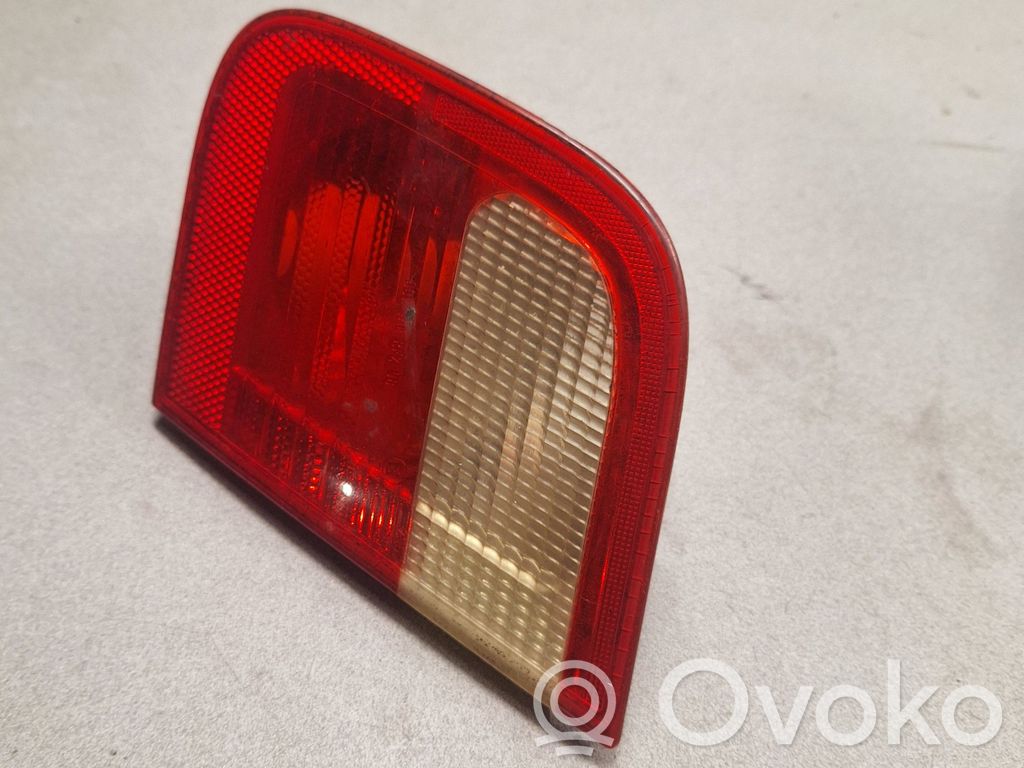 BMW 3 E46 Tailgate rear/tail lights 