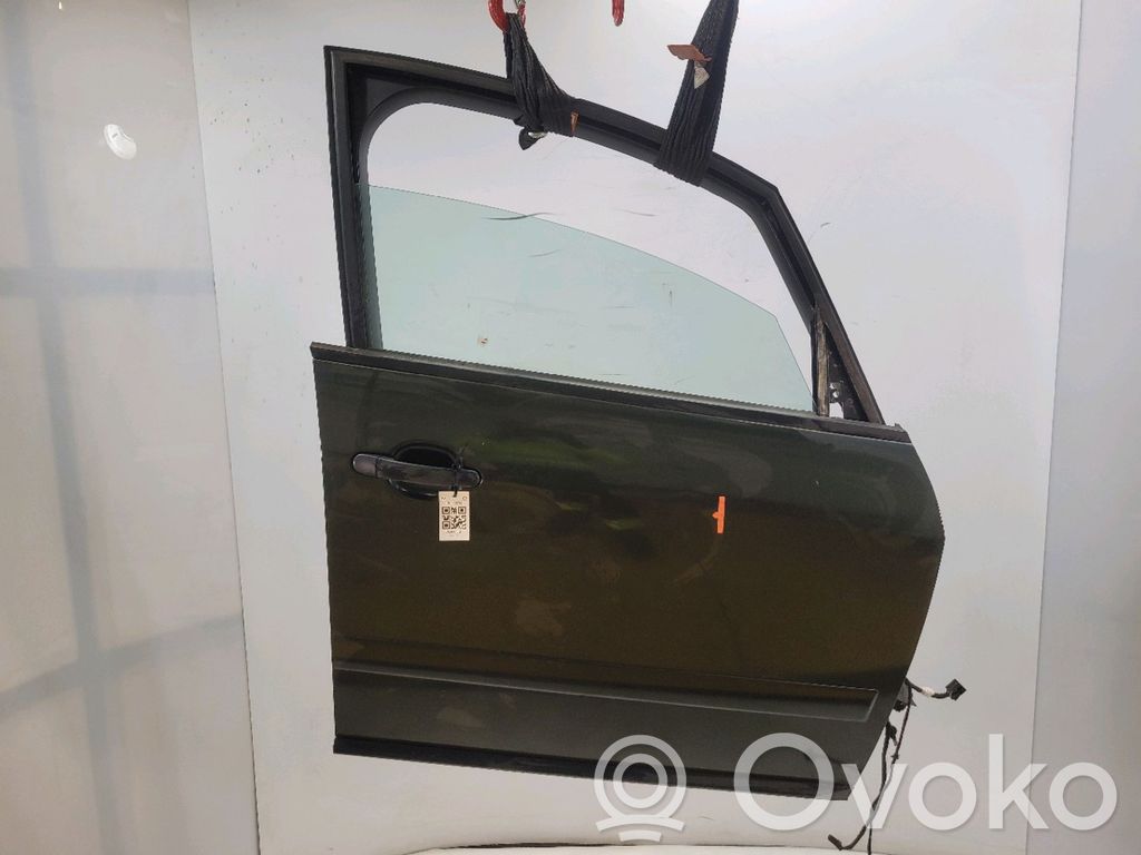 Puerta delantera   8Z0831052A,P00357M