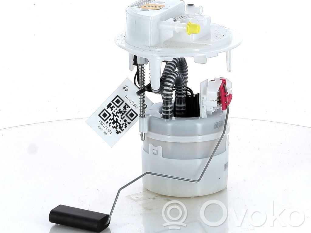 Citroen C4 III e-C4 Bomba interna de combustible 